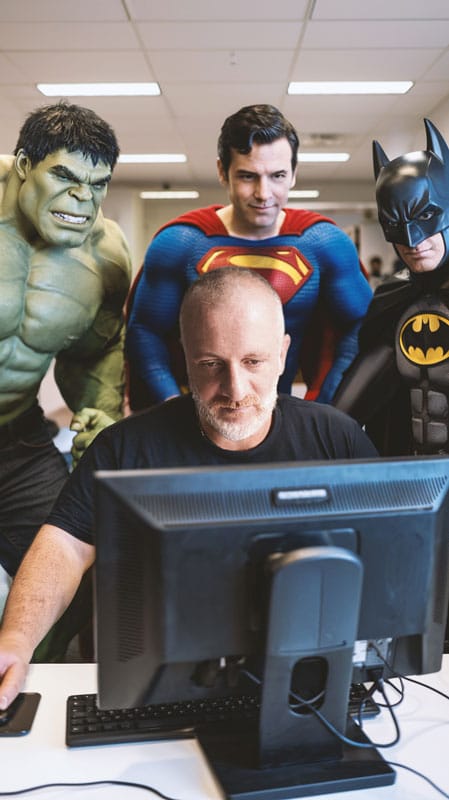 Photoshop Uzmanı Ali Karabüyük Marvel Montaj Görüntüsü Photoshop Uzmanı Ali Karabüyük Marvel Montaj Görüntüsü