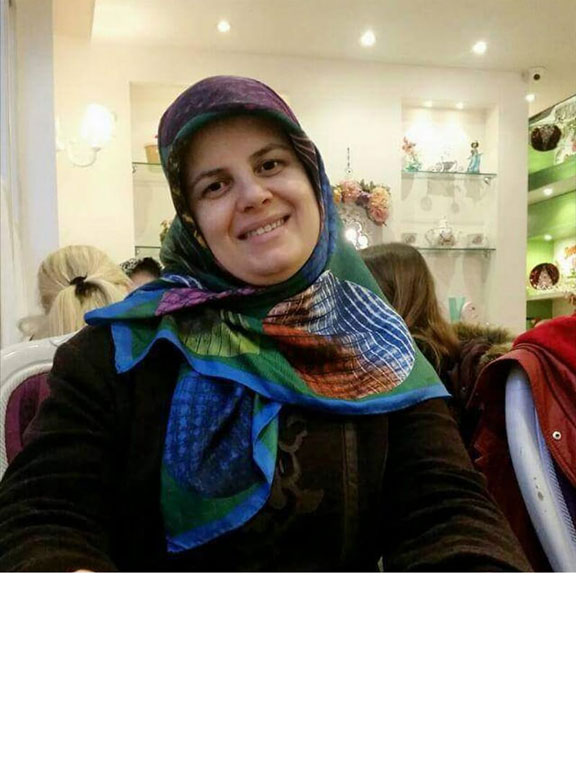 Bu görsel, birleştirme öncesi kullanılan ayrı fotoğrafları göstermektedir. Fotoğraf birleştirme işleminde, nesnelerin ışık, gölge ve perspektif uyumuna dikkat edilmiştir.