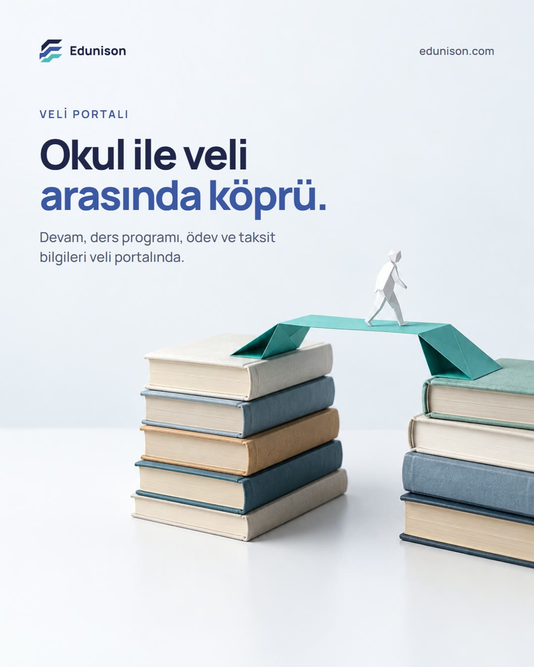 Kâğıt Köprü Sosyal Medya Tasarımı Kâğıt köprü sosyal medya tasarımı: iki kitap yığınını birbirine bağlayan turkuaz kâğıttan bir köprü, "Okul ile veli arasında köprü." başlığı