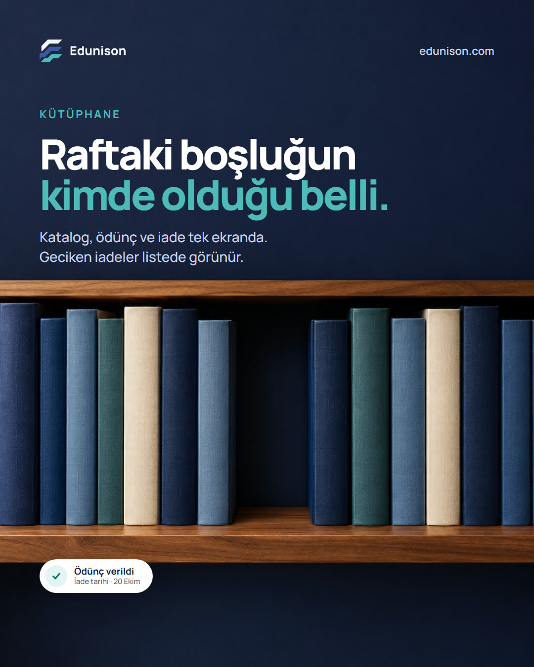 Kitaplık Sosyal Medya Tasarımı Kitaplık sosyal medya tasarımı: kusursuz dizilmiş bir kitaplıkta tek bir boşluk, "Raftaki boşluğun kimde olduğu belli." başlığı