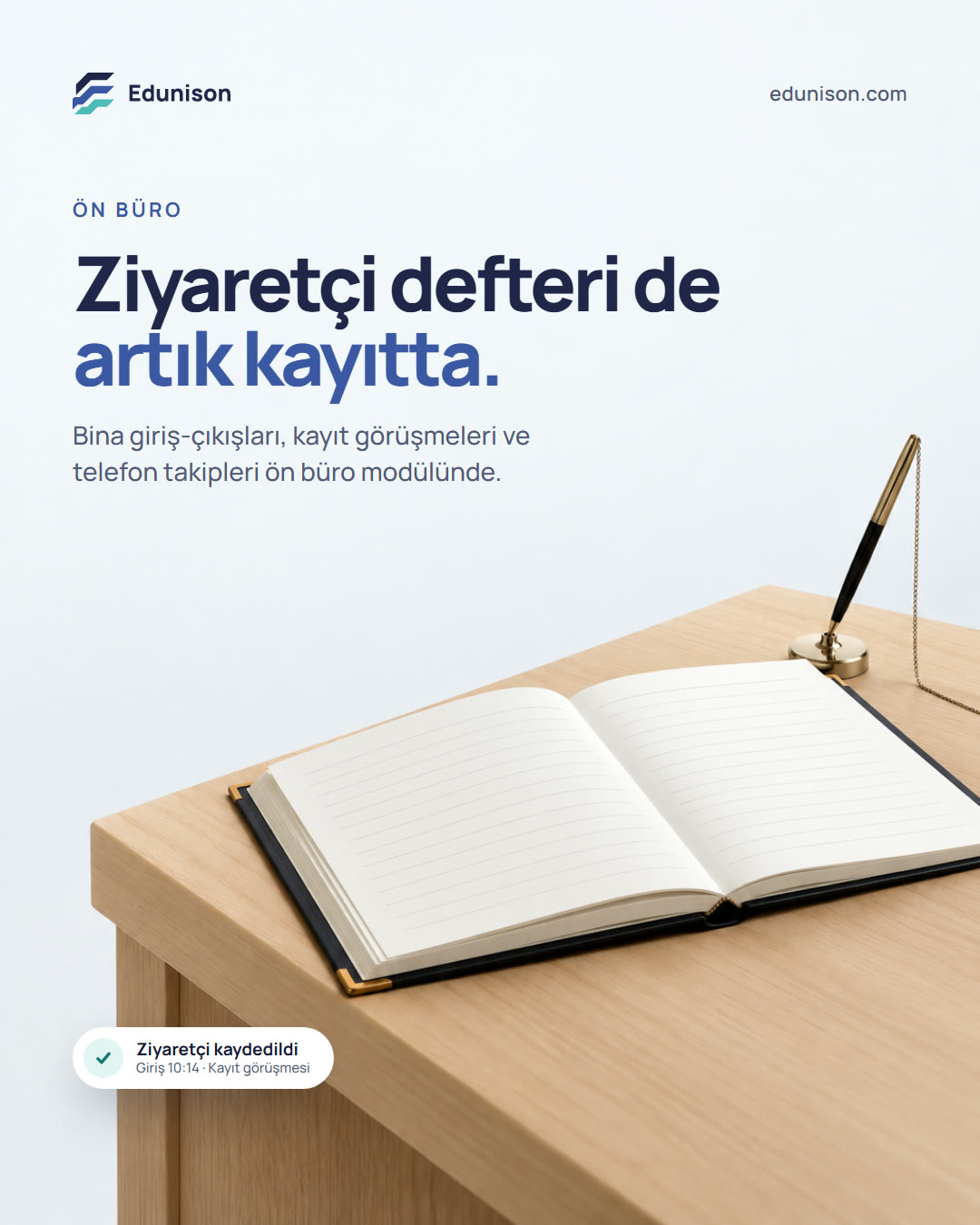 Ziyaretçi Defteri Sosyal Medya Tasarımı Ziyaretçi defteri sosyal medya tasarımı: resepsiyon masasında açık duran klasik bir ziyaretçi defteri, "Ziyaretçi defteri de artık kayıtta." başlığı